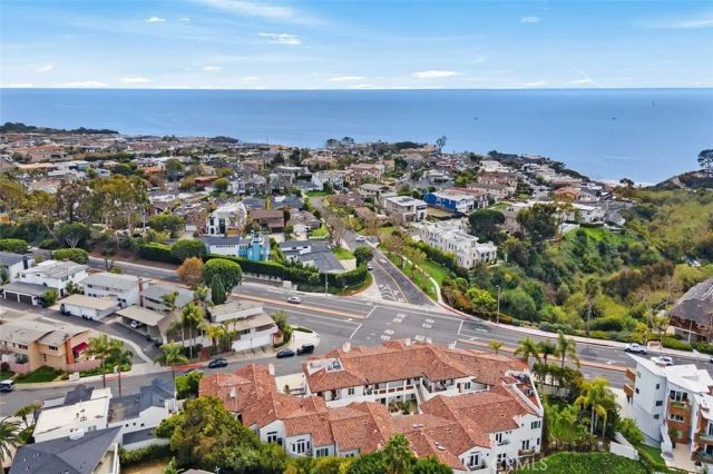 401 Seaward Road 6, Corona Del Mar, CA 92625