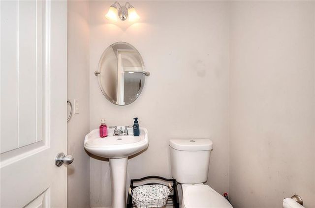 2314 Robin Drive, Loganville, GA 30052