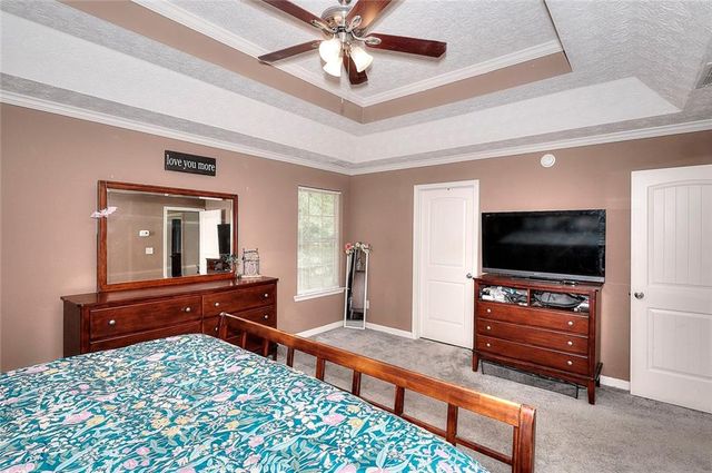 2314 Robin Drive, Loganville, GA 30052