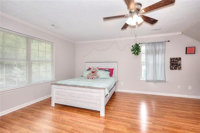 2314 Robin Drive, Loganville, GA 30052