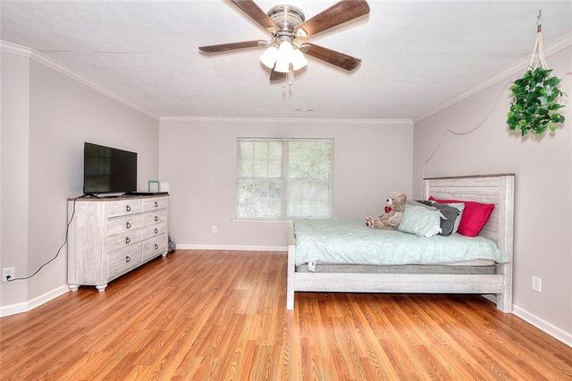 2314 Robin Drive, Loganville, GA 30052