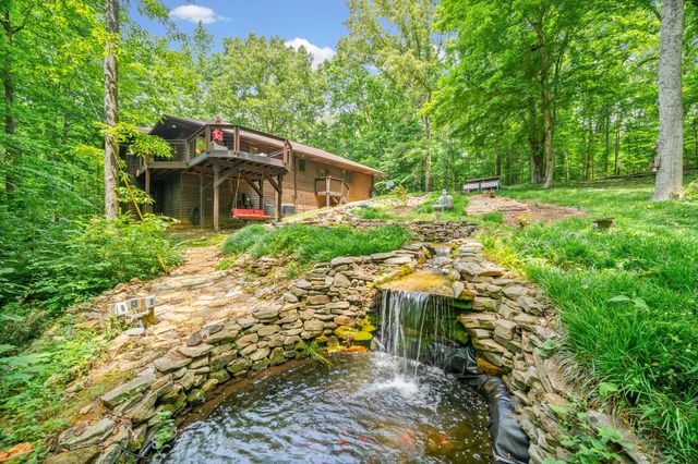 628 Chesterfield Cir, Clarksville, TN 37043