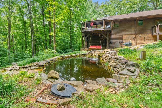 628 Chesterfield Cir, Clarksville, TN 37043