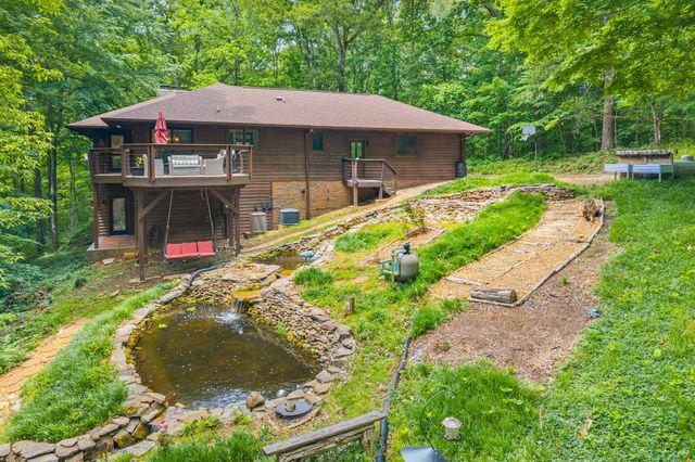 628 Chesterfield Cir, Clarksville, TN 37043
