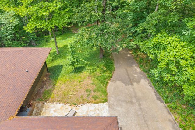 628 Chesterfield Cir, Clarksville, TN 37043