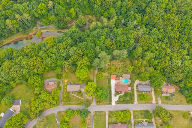628 Chesterfield Cir, Clarksville, TN 37043