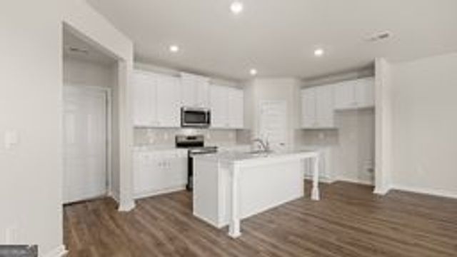 918 Stow Lane, Monroe, GA 30655