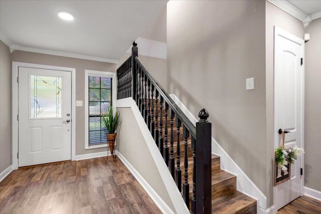 1701 Edgebrook St, Henderson, TX 75652