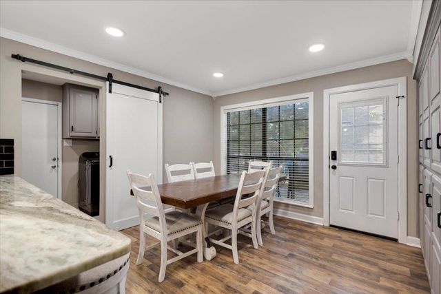 1701 Edgebrook St, Henderson, TX 75652