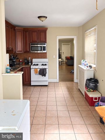 4815 N WARNOCK ST, Philadelphia, PA 19141