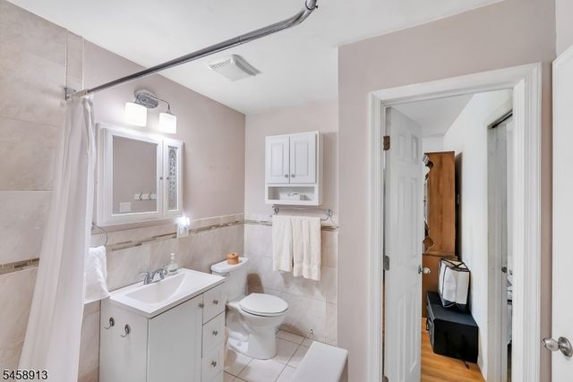 6 Barberry St, Vernon Twp., NJ 07418