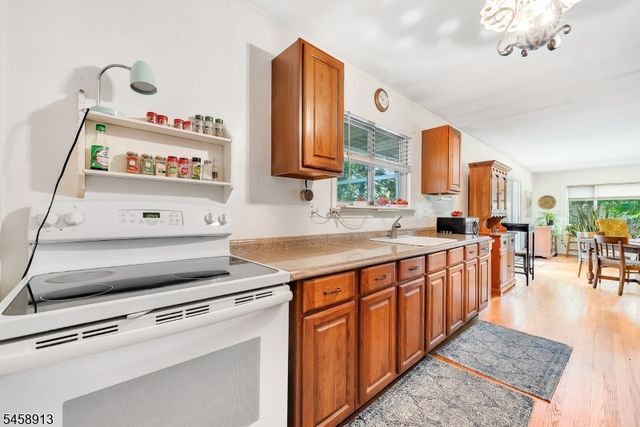6 Barberry St, Vernon Twp., NJ 07418