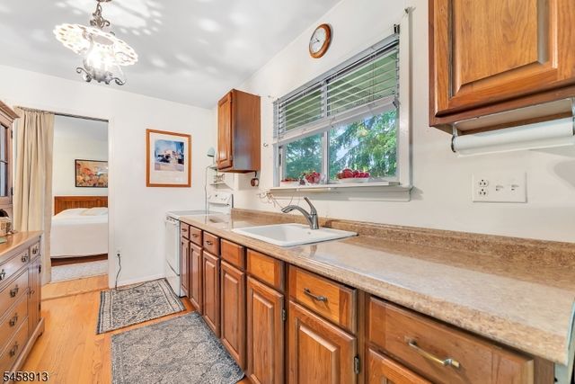 6 Barberry St, Vernon Twp., NJ 07418