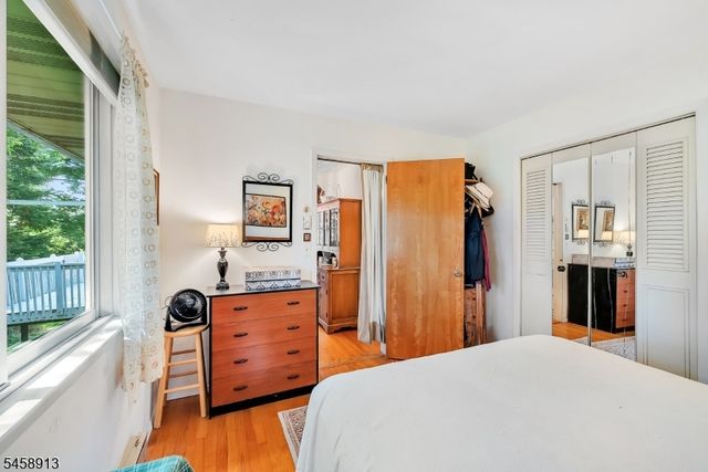 6 Barberry St, Vernon Twp., NJ 07418