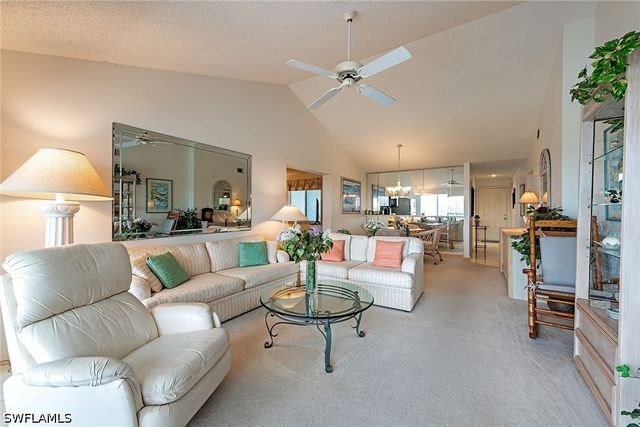 10684 Gulf Shore DR B-305, Naples, FL 34108