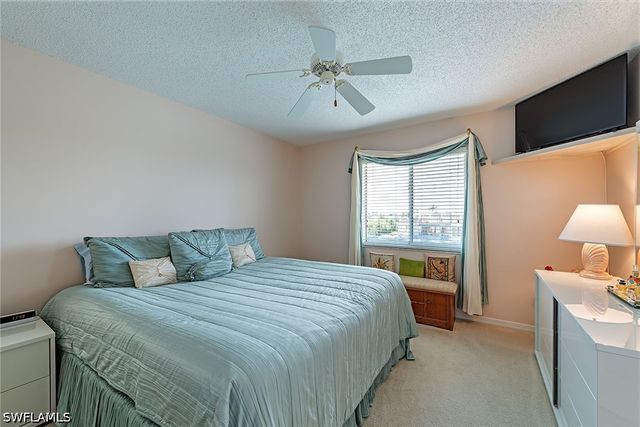 10684 Gulf Shore DR B-305, Naples, FL 34108