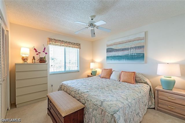 10684 Gulf Shore DR B-305, Naples, FL 34108