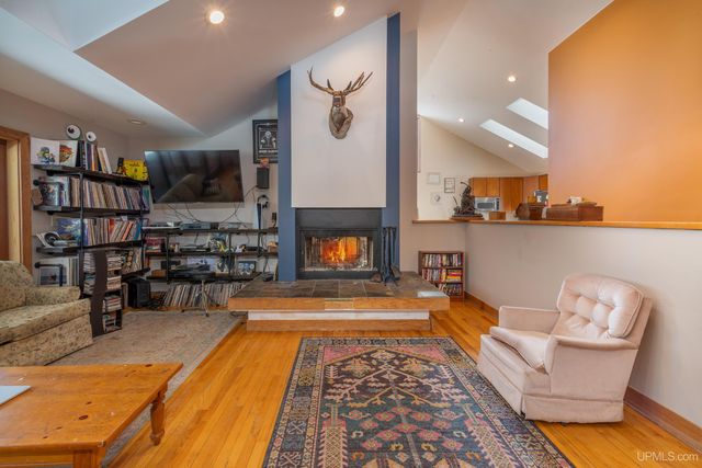 908 N 3rd Street, Marquette, MI 49855