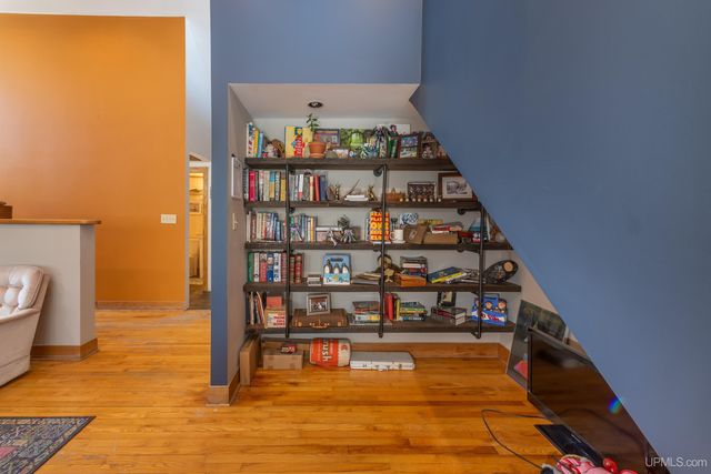 908 N 3rd Street, Marquette, MI 49855