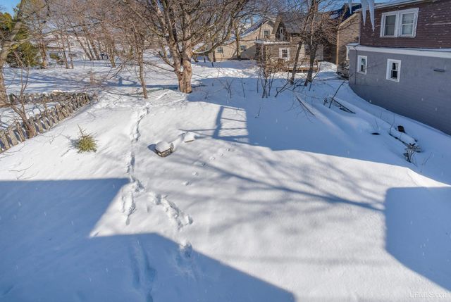 908 N 3rd Street, Marquette, MI 49855