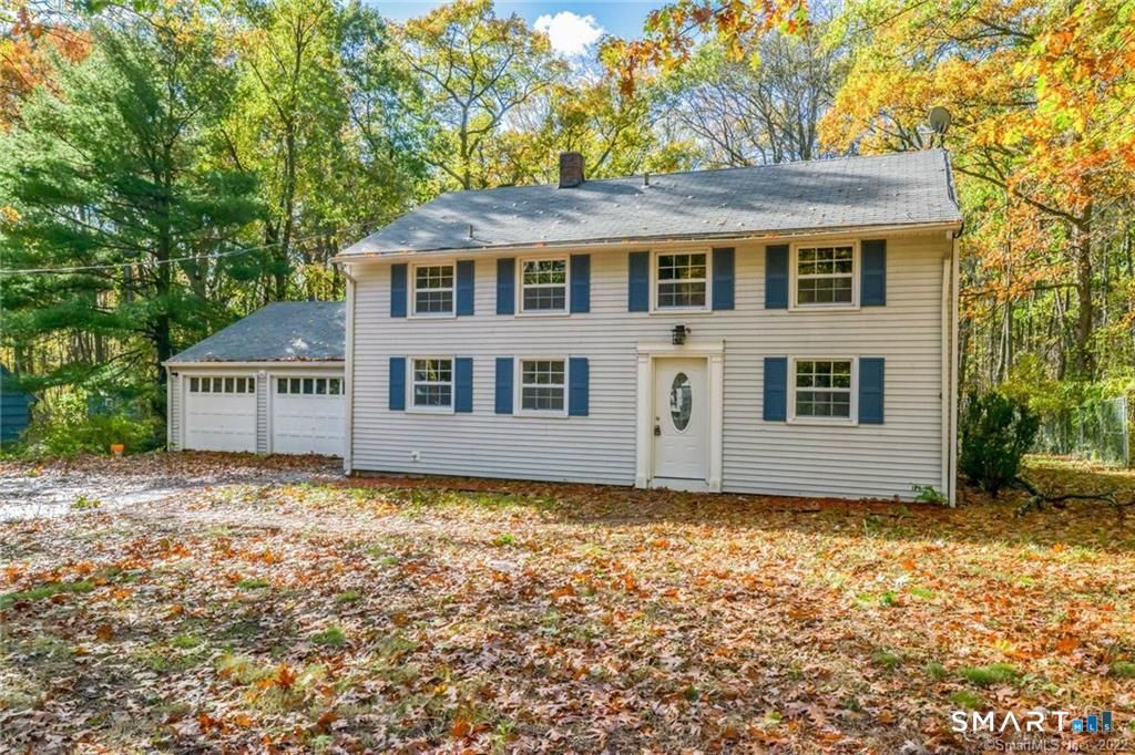 31 Walker Lane, Bloomfield, CT 06002