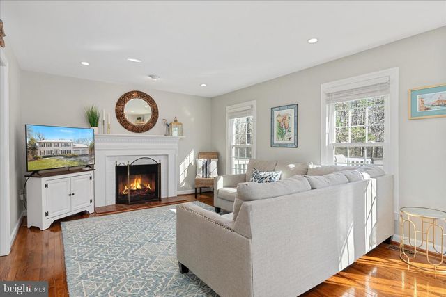 15567 EAGLE TAVERN LN, Centreville, VA 20120