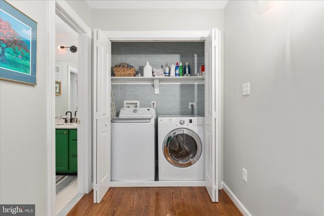 15567 EAGLE TAVERN LN, Centreville, VA 20120