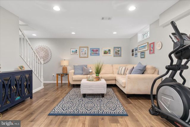 15567 EAGLE TAVERN LN, Centreville, VA 20120