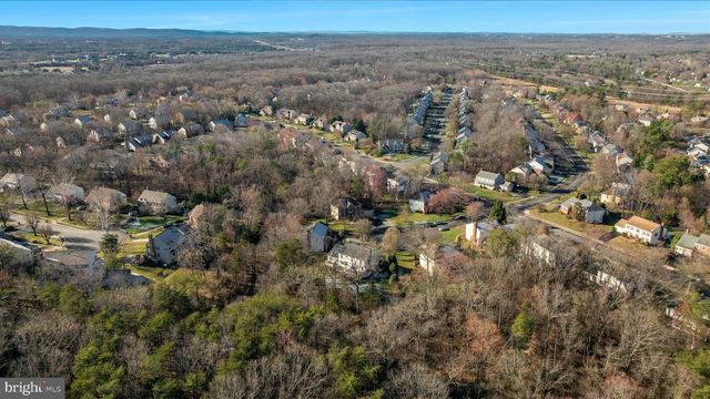 15567 EAGLE TAVERN LN, Centreville, VA 20120