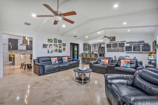 10126 SW 93rd Pl, Miami, FL 33176