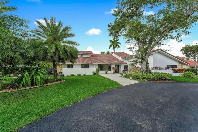 10126 SW 93rd Pl, Miami, FL 33176