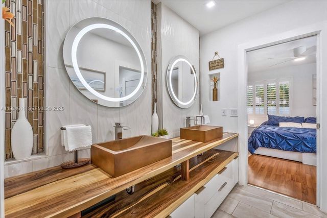 10126 SW 93rd Pl, Miami, FL 33176