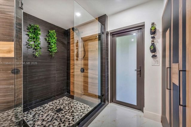 10126 SW 93rd Pl, Miami, FL 33176