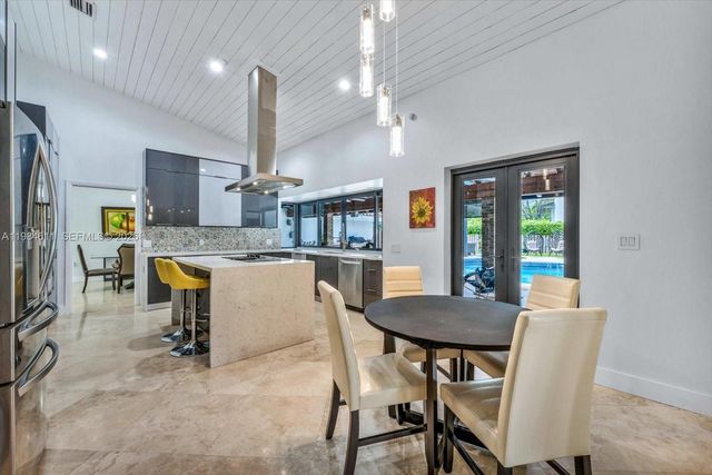 10126 SW 93rd Pl, Miami, FL 33176