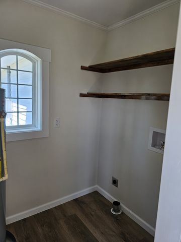 212 Donoho Ave, Lafayette, TN 37083