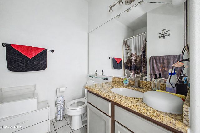 2801 N LITCHFIELD Road 28, Goodyear, AZ 85395