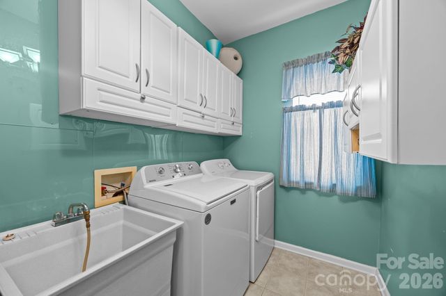 14724 Bridle Trace Lane, Pineville, NC 28134