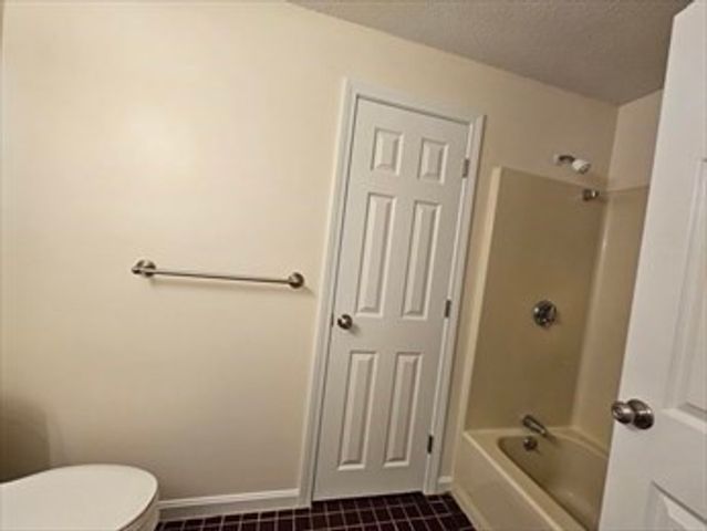 311 Maple Brook Rd 311, Bellingham, MA 02019