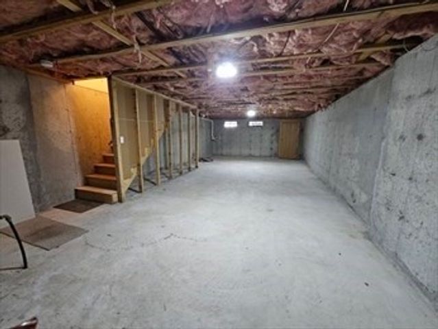 311 Maple Brook Rd 311, Bellingham, MA 02019