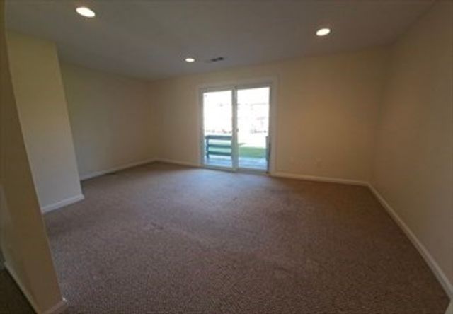 311 Maple Brook Rd 311, Bellingham, MA 02019