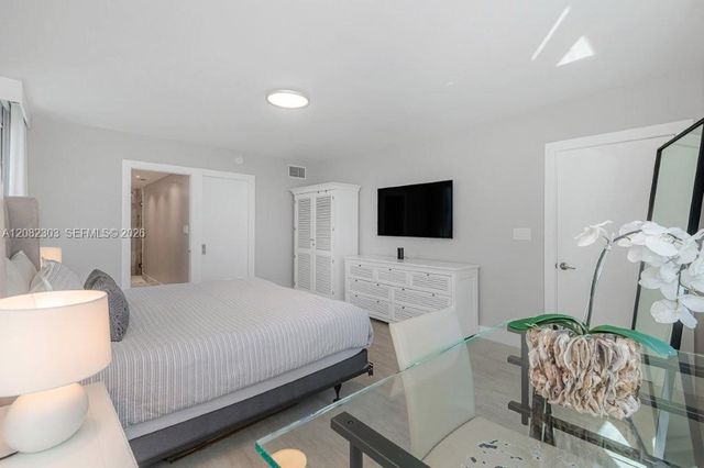 2301 Collins Avenue 738, Miami Beach, FL 33139