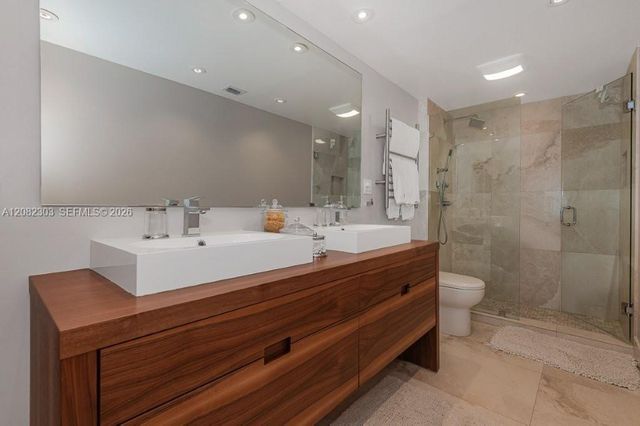2301 Collins Avenue 738, Miami Beach, FL 33139