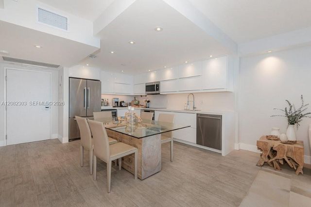 2301 Collins Avenue 738, Miami Beach, FL 33139