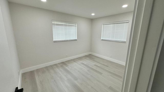 3261 SW 4th Street, Deerfield Beach, FL 33442