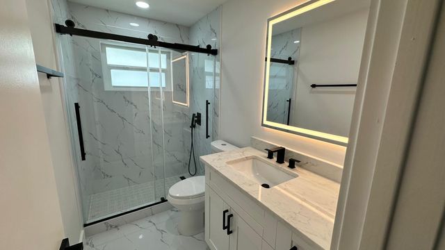3261 SW 4th Street, Deerfield Beach, FL 33442