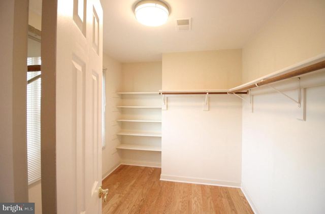 20940 COX MILLS CT, Ashburn, VA 20147