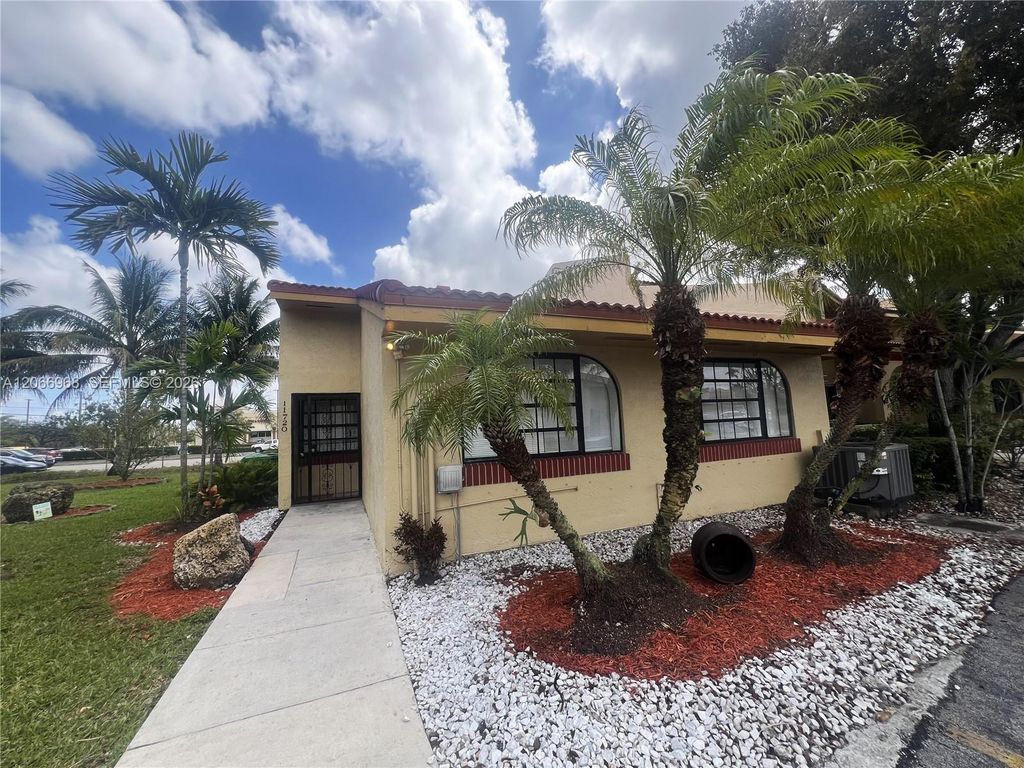 11720 SW 103rd Lane, Miami, FL 33186