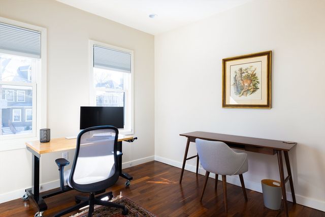 95 Beals Street 2, Brookline, MA 02446