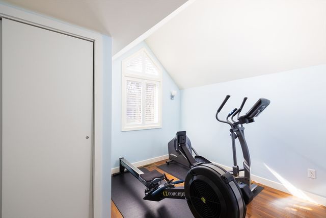 95 Beals Street 2, Brookline, MA 02446