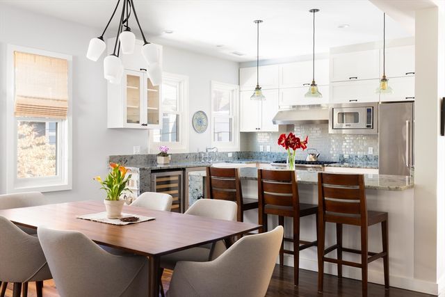 95 Beals Street 2, Brookline, MA 02446